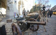 Фото 2: На площі Ринок зачитали відозву про проголошення ЗУНР до 101-ї річниці Листопадового чину