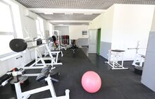 Фото 28: У Парку культури і відпочинку активно ремонтують вхідну арку та стадіон «Юність»