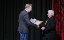 Фото 4: Мер Львова привітав радіоремонтний завод з 75-річчям