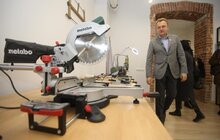 Фото 4: За кошти міста придбано мобільну наукову лабораторію