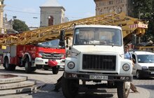 Фото 12: В центрі міста помиють 6 пам’ятників