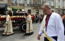 Фото 73: У Львові тисячі вірян попрощались з Блаженнішим Любомиром Гузаром