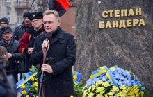Фото 9: Сьогодні у Львові відзначають 110-ту річницю від дня народження Степана Бандери