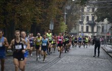 Фото 8: Стартував чемпіонат України з бігу по шосе «Run the world. Львівська десятка»
