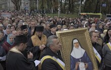 Фото 1: Сьогодні вулицями Львова проходить загальноміська молитовна Вервиця