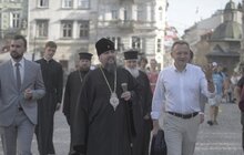 Фото 26: Блаженніший Епіфаній залишив запис у Книзі почесних гостей Львова