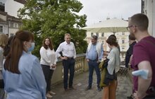 Фото 1: Мер Львова долучився до щорічної акції «Візьми собаку на роботу»