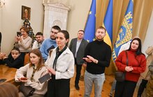 Фото 24: Мер Львова зустрівся з найактивнішими волонтерами міста