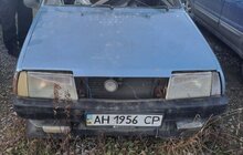Фото 2: Шість покинутих автівок забрали з вулиць міста з початку грудня