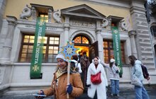 Фото 16: У Львові провели першу різдвяну екскурсію з пампухами, колядою і історіями про святкування 100 років тому (відео)