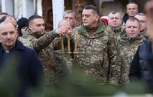 Фото 6: У Львові військові капелани освятили воду: її впродовж дня можуть набрати усі охочі (фото/відео)