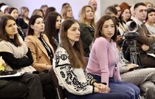 Фото 10: Як підтримати дітей та сім’ї у кризових ситуаціях: у Львові провели форум «Коли додому?»