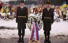 Фото 3: Президент Чехії у Львові вшанував пам’ять полеглих Героїв