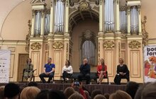 Фото 4: Олег Сенцов презентував у Львові власну книгу