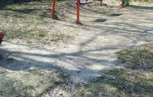 Фото 18: На території Львова проводять миття і дезінфекцію дитячих майданчиків