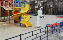 Фото 54: На території Львова проводять миття і дезінфекцію дитячих майданчиків