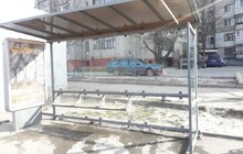 Фото 7: Комунальні служби дезінфікують місто: миють вулиці, тротуари, зупинки транспорту, сходові клітки будинків