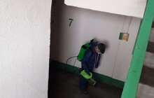 Фото 2: Комунальні служби Львова проводять миття та дезінфекцію в місті