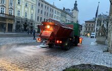Фото 15: Мерія просить усіх учасників дорожнього руху бути максимально обережними через ожеледицю