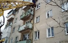 Фото 3: Мерія закликає мешканців бути особливо обережними через нависання буруль та снігу