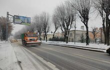 Фото 19: Впродовж дня снігоприбиральна техніка працюватиме в робочому режимі