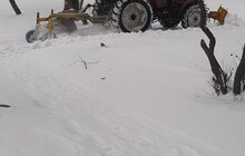 Фото 87: Для посипання доріг від ожеледиці минулої доби використано 527 м3 піскосуміші та 186 м3 солі