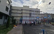 Фото 6: У Львові біля дитячого майданчика з'явився 20-метровий стінопис: фото до та після