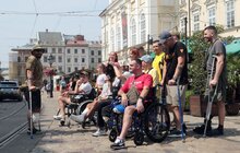 Фото 13: У Львові екскурсійний трамвай «зібрав» на дитячу реабілітацію майже 32 тис. грн