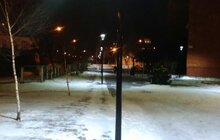 Фото 1: На вул. Довженка влаштували освітлення пішохідної алеї
