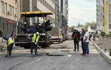 Фото 1: Ремонт вул. Залізничної: від квазікільця вул. Шевченка до вул. Ясної повністю постелили нижній шар асфальту