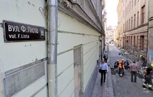 Фото 1: Дорогу на вул. Ференца Ліста перемостили вже на 80%: завершення відтермінували через роботи на каналізації