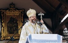 Фото 1: Близько 30 тисяч прочан долучилися до прощі до Крилоса