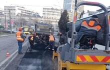 Фото 3: На вихідних для ліквідації ям на дорогах Львова використали 114 тонн гарячого асфальту