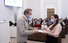 Фото 5: 100 успішних педагогів Львова отримали по 25 тисяч гривень