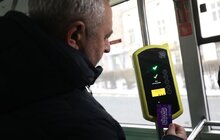 Фото 5: Від сьогодні власники пільгових транспортних карток можуть валідувати проїзд у громадському транспорті