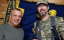Фото 1: Медик львівського центру допомоги захисникам отримав почесну відзнаку за досягнення у військовій службі
