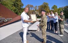 Фото 13: На Меморіалі Героїв Небесної Сотні курсанти Ліцею Героїв Крут урочисто підняли національний стяг