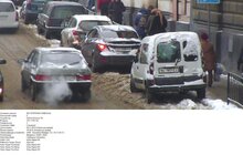 Фото 4: За вчорашній день працівники ЛКП «Львівавтодор» зафіксували 19 випадків порушень правил дорожнього руху через неналежне паркування