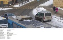 Фото 12: За вчорашній день працівники ЛКП «Львівавтодор» зафіксували 32 випадки порушень правил дорожнього руху через неналежне паркування