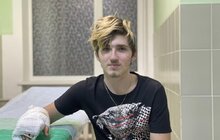 Фото 4: У Центрі НЕЗЛАМНІ лікують підлітка з Бахмута, який пораненим вибрався з-під заваленого будинку