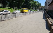 Фото 4: У Львові на 11 локаціях демонтували вуличне огородження