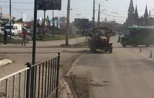 Фото 2: До прибирання міста від негоди залучено 1790 осіб та 33 одиниці техніки