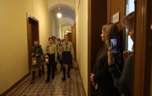 Фото 4: Пластуни передали громаді Львова Вифлеємський вогонь миру