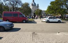 Фото 6: Реконструкція пл. Двірцевої: 70% інженерних мереж вже замінені