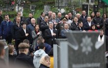Фото 4: У Львові влада держави та міста вшанували пам’ять Героїв