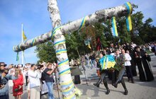 Фото 22: День Незалежності розпочався з молитви на Личаківському кладовищі