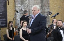 Фото 10: А. Садовий: «Електротранспорт має домінувати у Львові та в Україні»