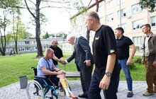 Фото 3: Борис Джонсон відвідав реабілітаційний центр НЕЗЛАМНІ/ UNBROKEN у Львові