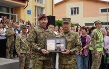 Фото 1: У ліцеї імені Героїв Крут відбулись випускні урочистості