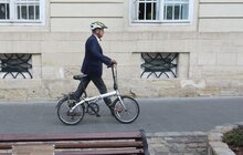 Фото 5: Мер Львова долучився до Європейського тижня мобільності і приїхав на роботу велосипедом